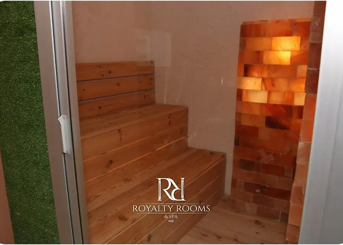 Royalty & Отель типа 