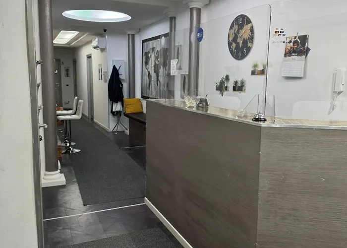 Royalty & Отель типа 