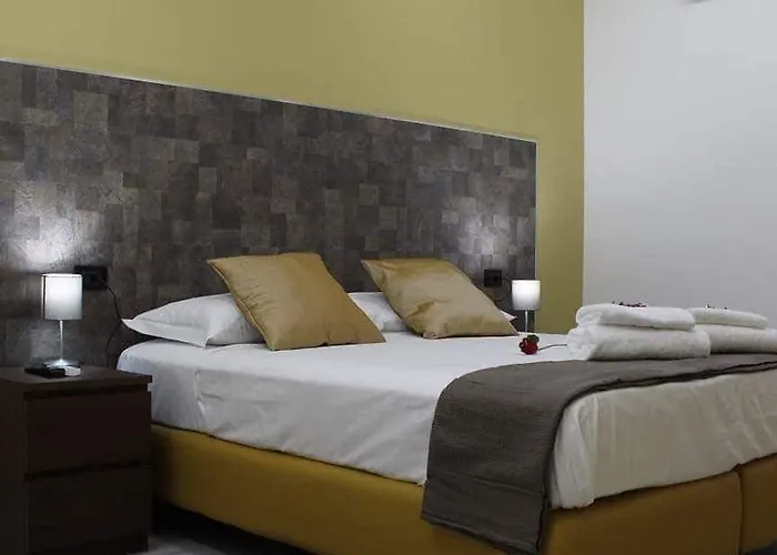 Royalty & Отель типа 